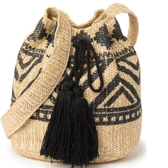 Most Wanted USA Bucket Style Bag NWT - Picture 2 of 5